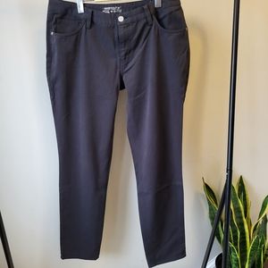 Nike women's golf dry-fit straight leg black pant. Size 10